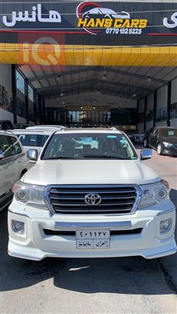 تۆیۆتا لاند کروزەر